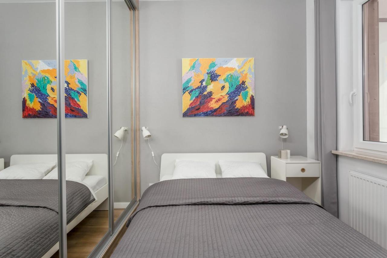 Chill Airport Apartment