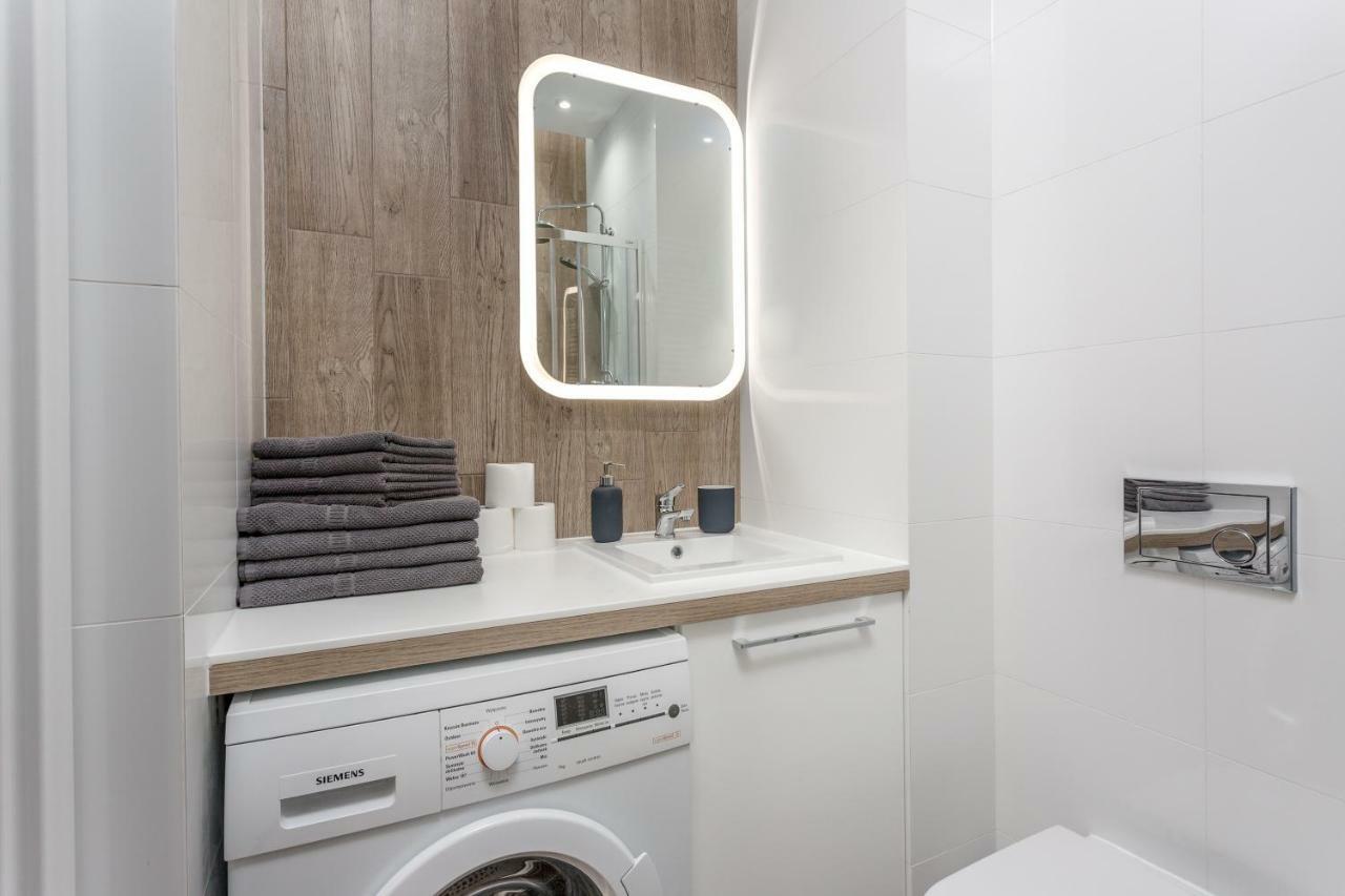 Chill Airport Apartment