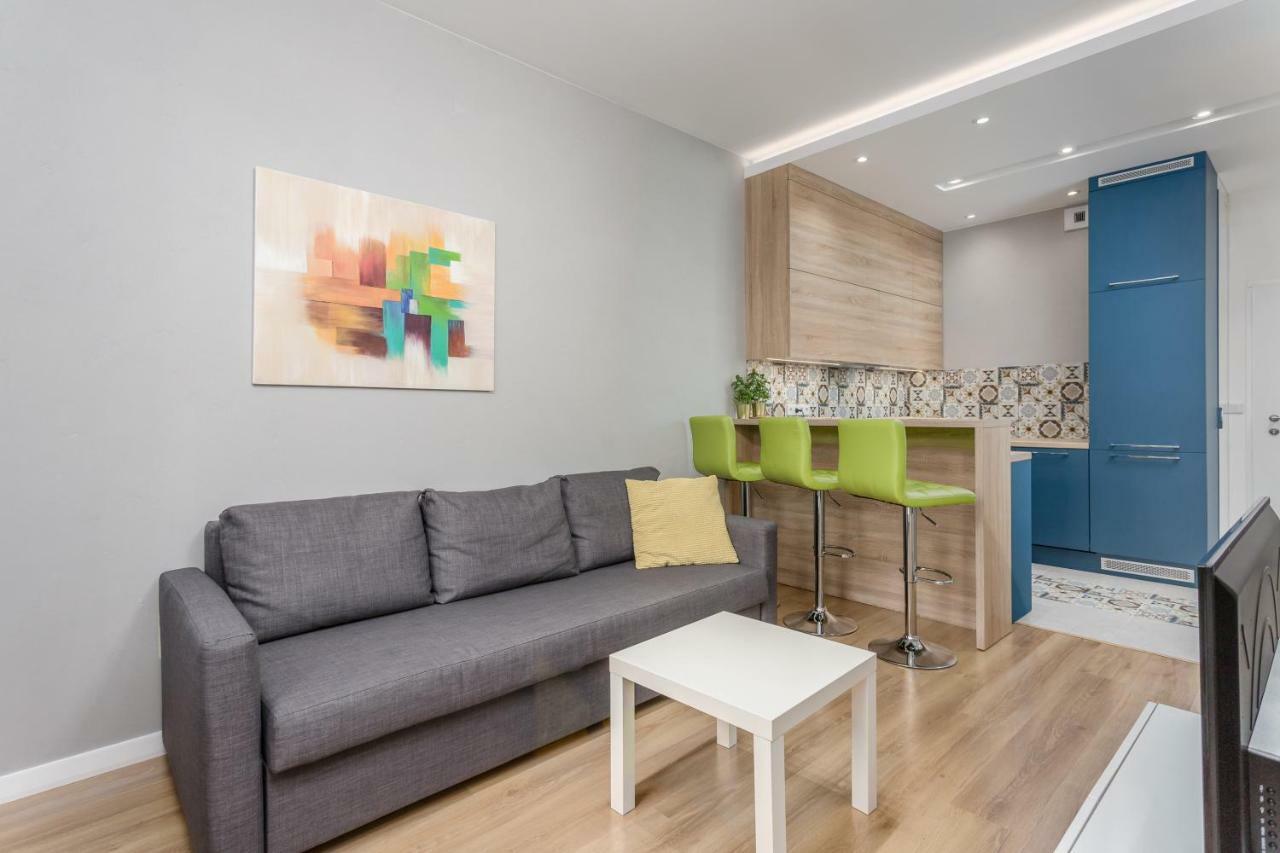Chill Airport Apartment Warsaw